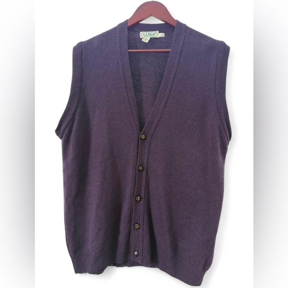 Vintage L.L.Bean 100% lambswool knit vest.
